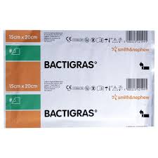 BACTIGRAS OPATRUNEK PARAFINOWY 15CM X 20CM 1SZTUKA